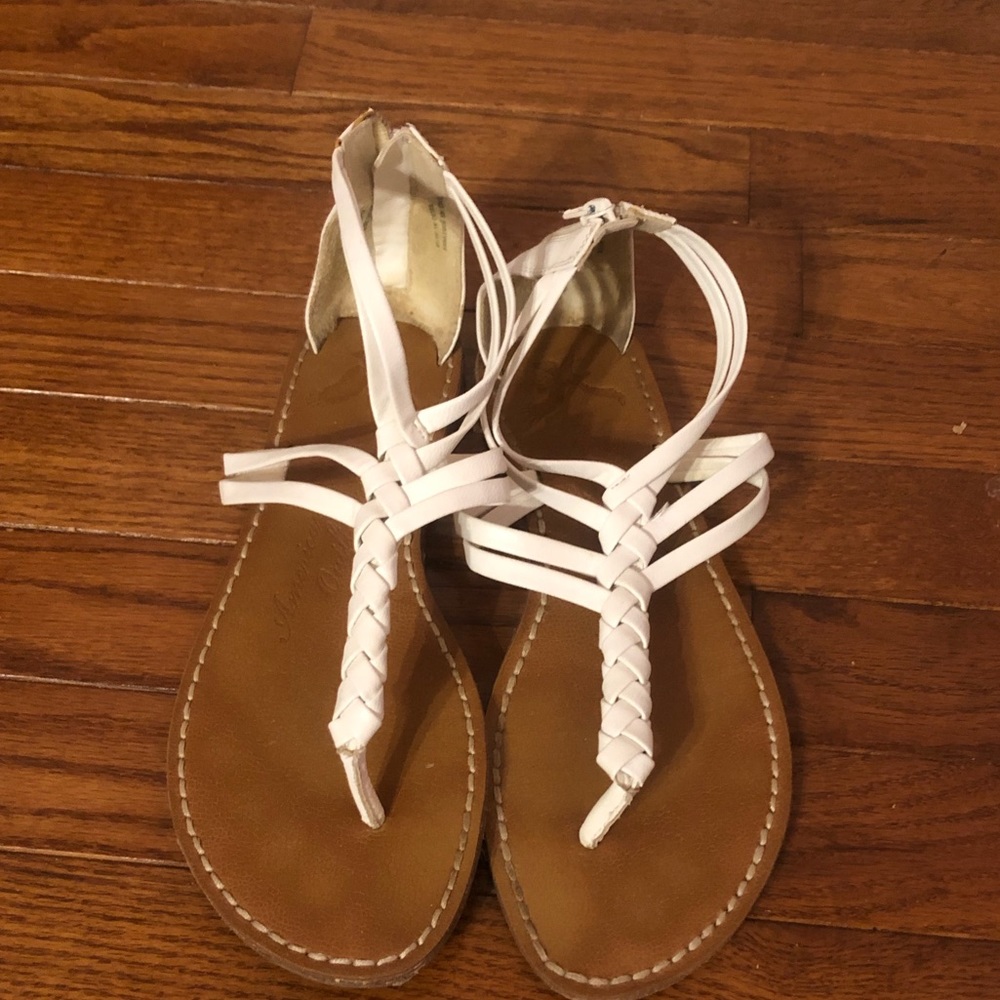 American Eagle sandals